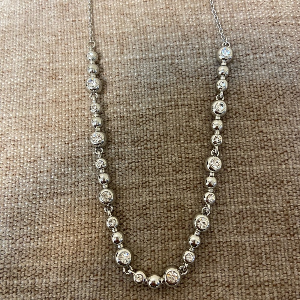 AU Jewelry Silver tones graduated beads rhinestone adjustable